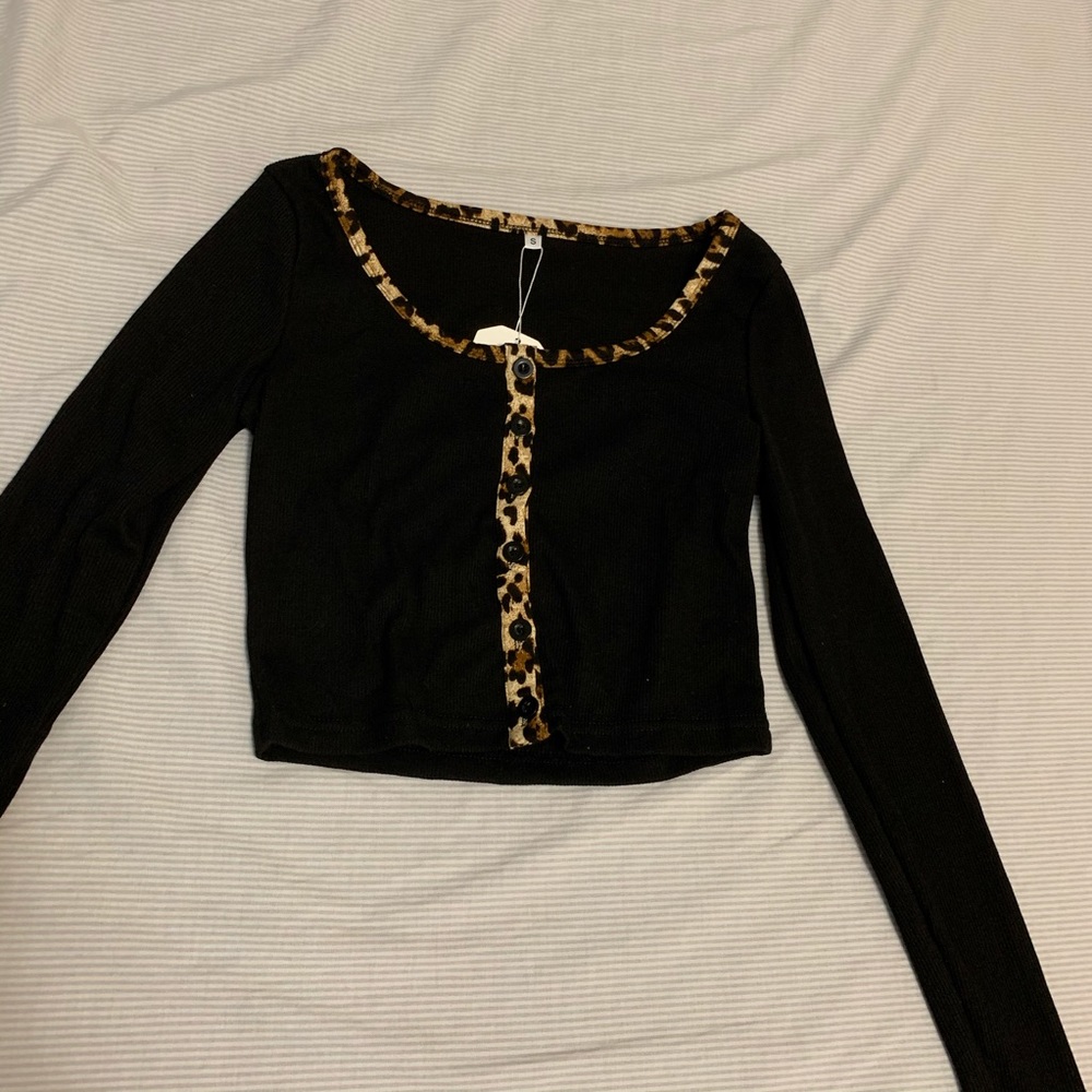 Black and cheetah print rim long sleeve cardigan
